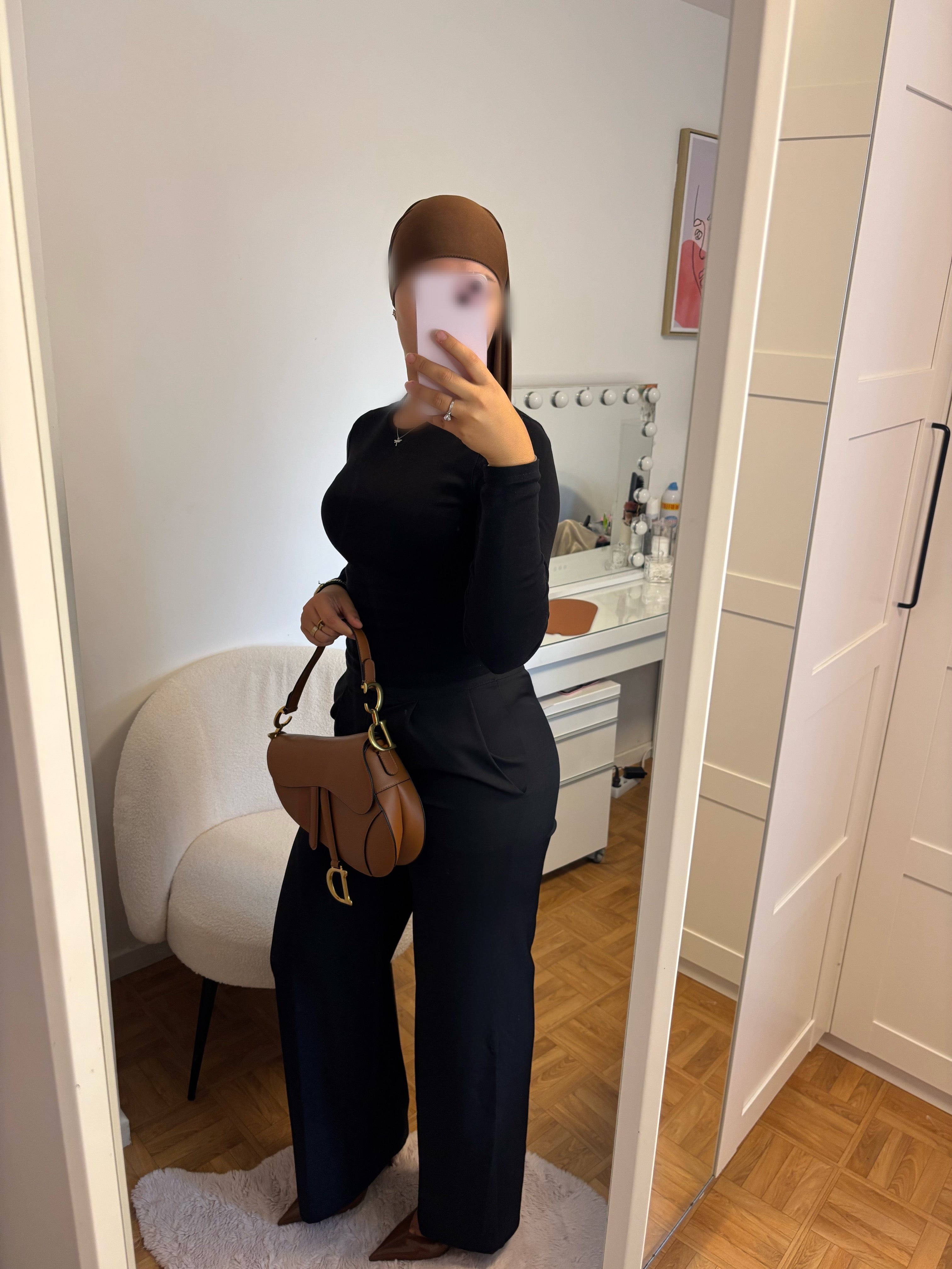 Ensemble à noeud noir
